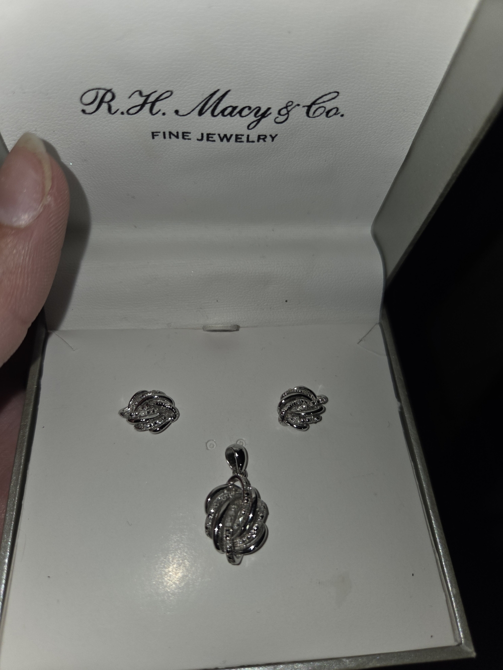 Silver Knot Pendant and Stud Earring Set